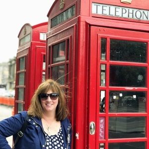 Meet your Posher, Joy